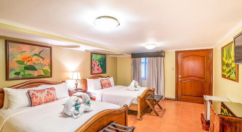 Hotel Casa Roland Golfito Resort photo