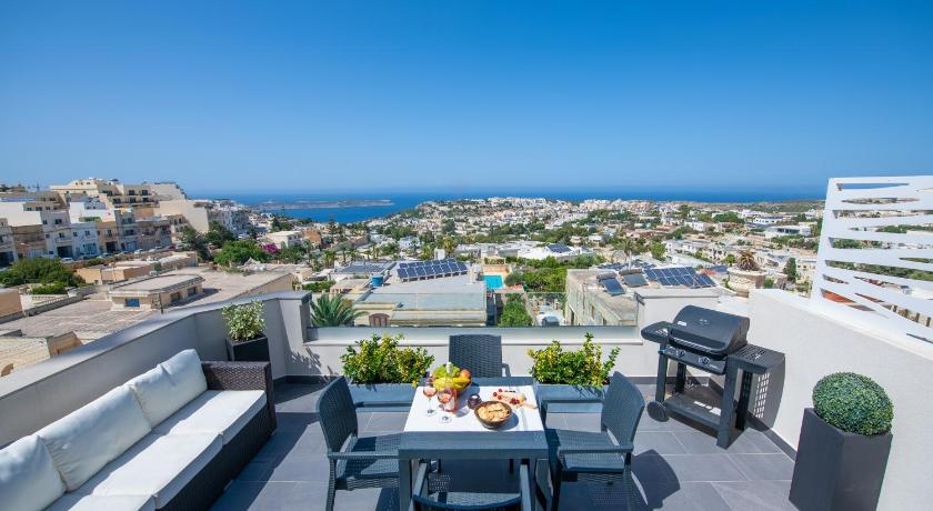 Artist Terrace Apartments photo