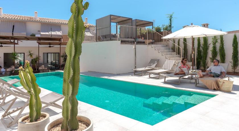 Ynaira hotel & Spa