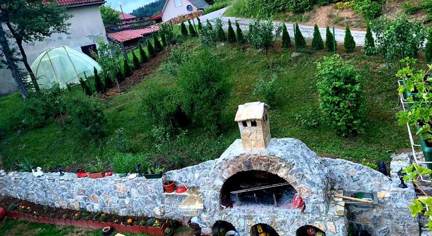 Apartments Popovic — Hotel in Kolasin