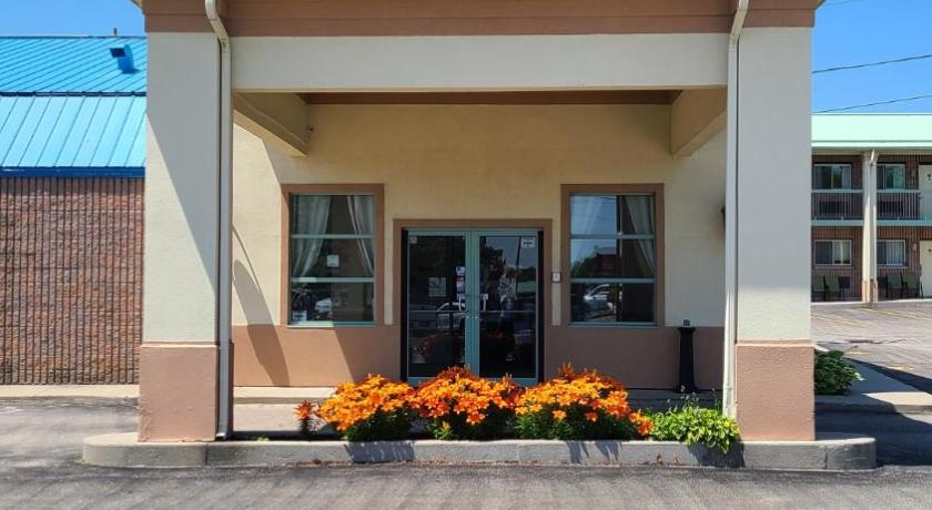 Quality Inn and Suites 1000 Islands Gananoque