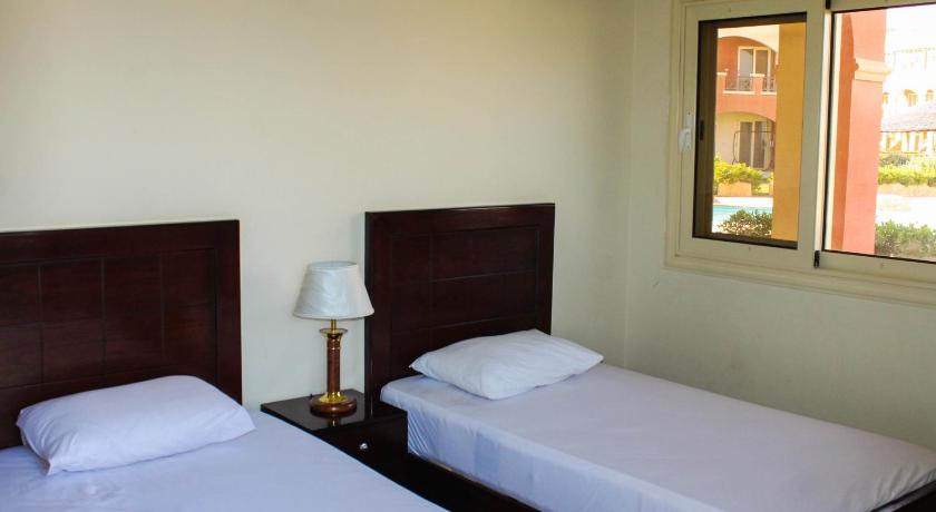La Sirena Hotel & Resort - Families only