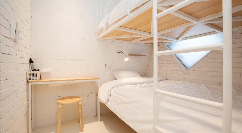 チェジュ Mir Guesthouse 1つ星 ホテル プール