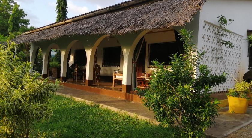 Sunset Villa Eco Friendly House — Hotel in Kilifi