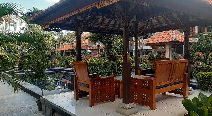 Dewa Bharata Bungalows Legian