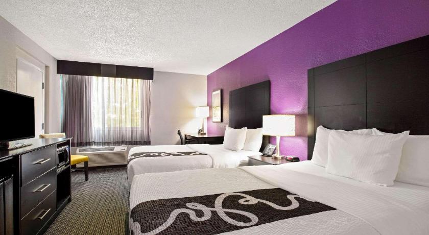 Image of 2 Double Beds, Non-Smoking 0