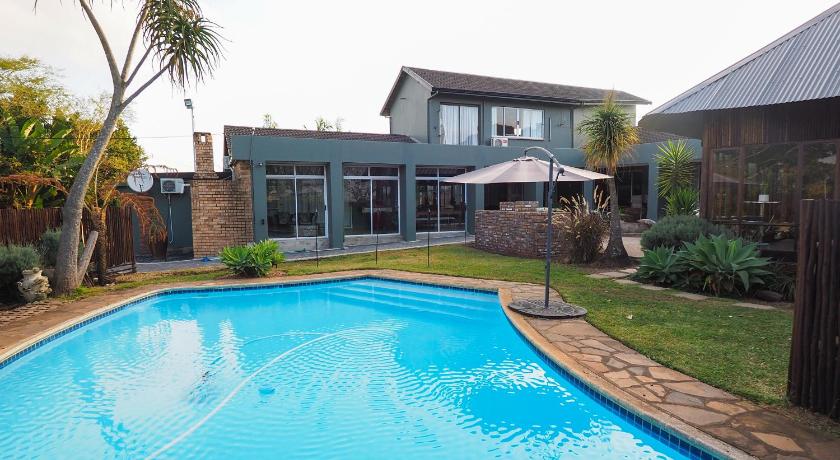 Fever Tree Guesthouse photo