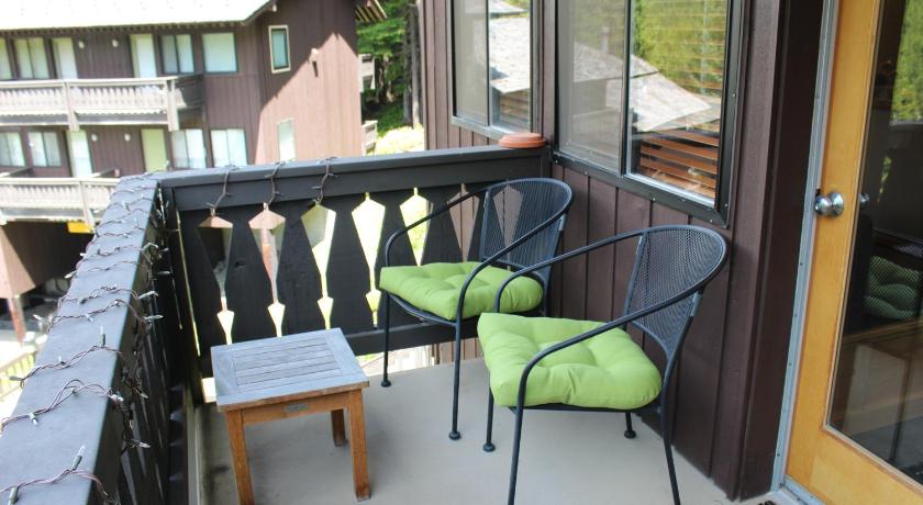 Crystal Chalets photo