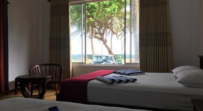 Villa Whispering Shells — Hotel in Wadduwa