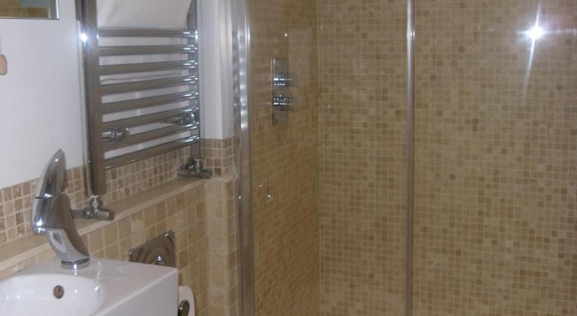 Arc Boutique Bed and Breakfast - image 11