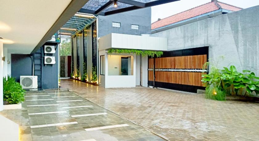 Hotel Youstay Semarang by Sinergi - image 3