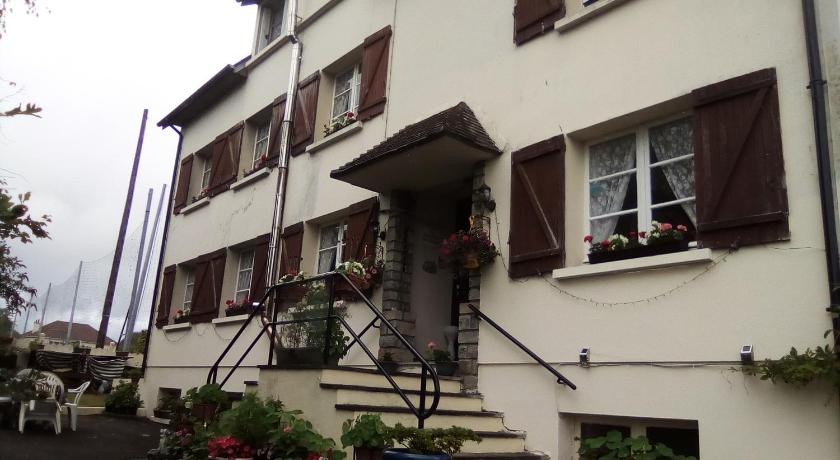 Lenard Charles Bed & Breakfast photo
