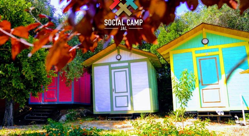 Social Camping JAL — Hotel in Vlora