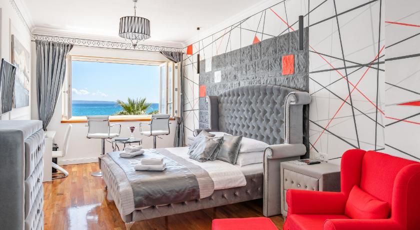 Image of Luxury Suite 3