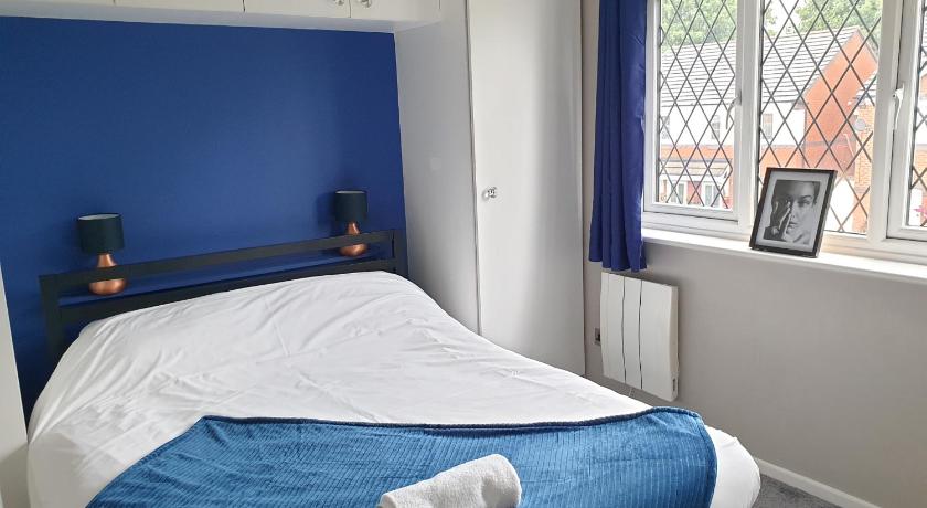 Holiday Home, Four Bedroom House Close to the City Hosted Be More Homely Serviced Accommodation & Apartments Birmi in Birmingham