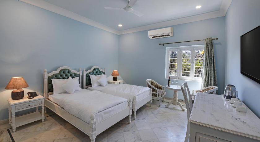 The Mount Bungalow Mount Abu photo