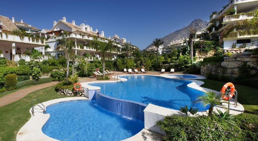 Lomas del Rey photo