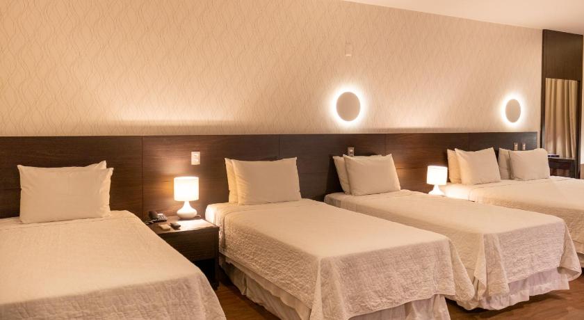 Image of Deluxe Family Suite 1