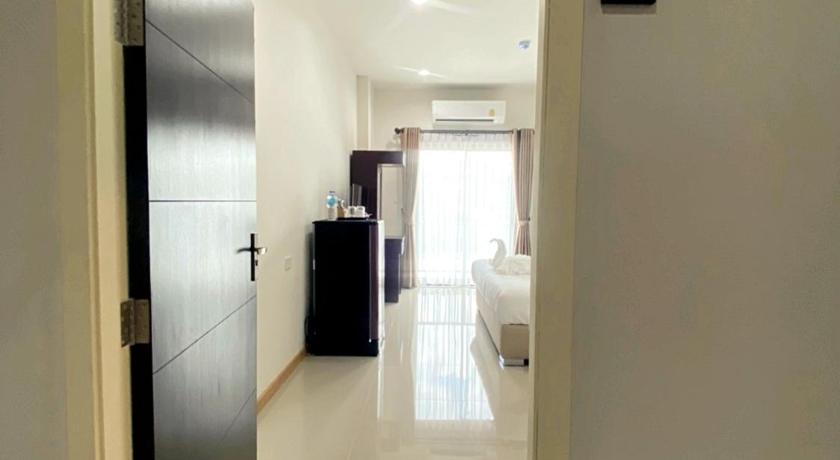 Re Riva — Hotel in Bangkok