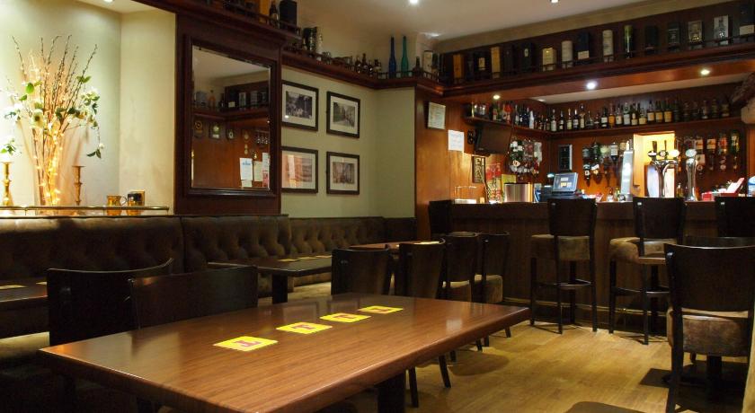 Argyll Arms Hotel photo