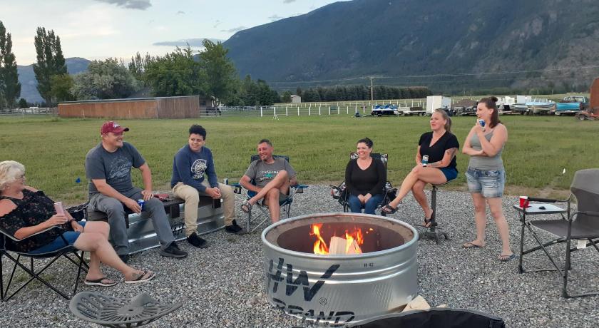 Glacier Acres Guest Ranch photo