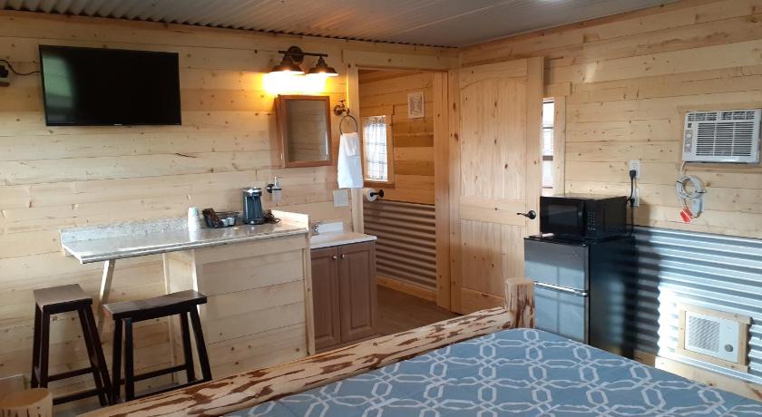 Glacier Acres Guest Ranch photo