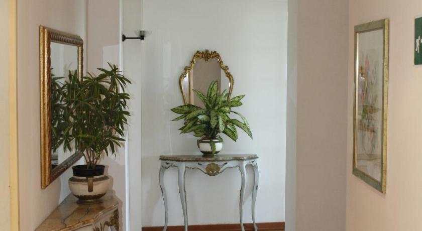 Eliseo Hotel