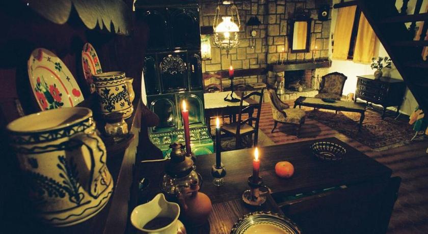 Stari Slankamen Villa Kornelija 4-Star Single Room lobby