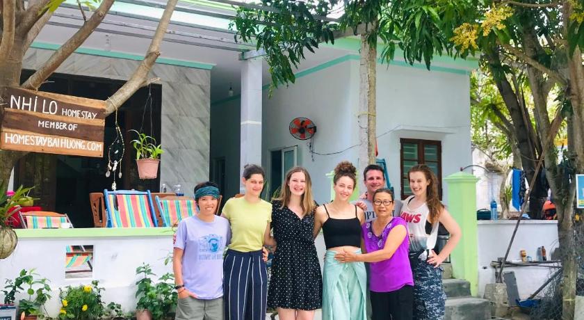 Nhi Lo Home Stay — Hotel in Tan Hiep