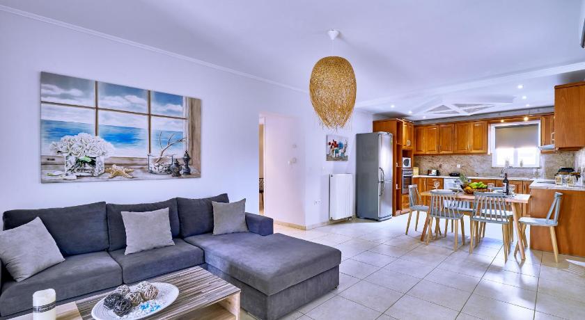 Sunny Luxury Apartment — Hotel in Crete Island
