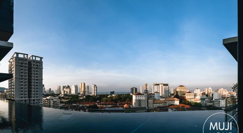 MUJI Studio 2 ★ Seaview★Georgetown★Netflix & TVBox photo