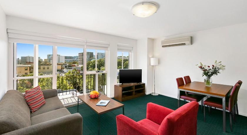 Melbourne Carlton Central Apartment Hotel photo