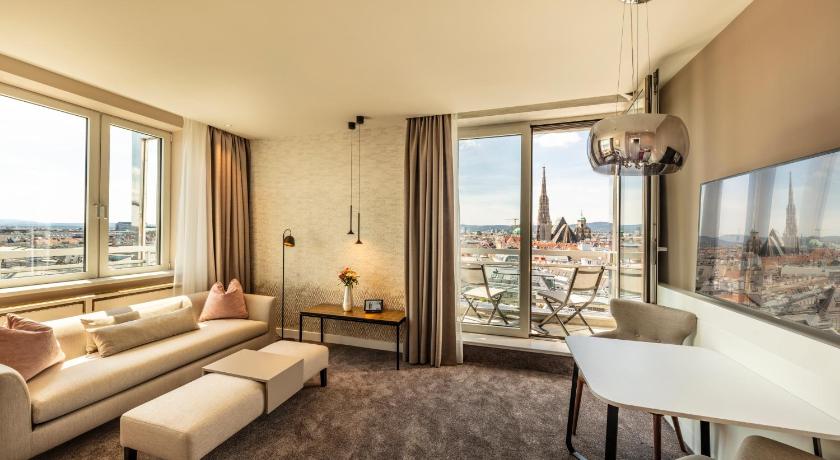 Image of Suite with St. Stephen's Cathedral View 0
