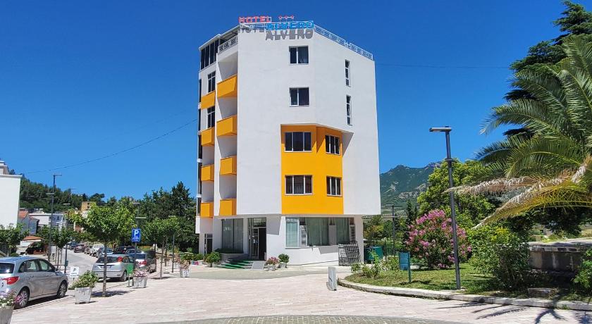 Alvero Hotel — Hotel in Permet