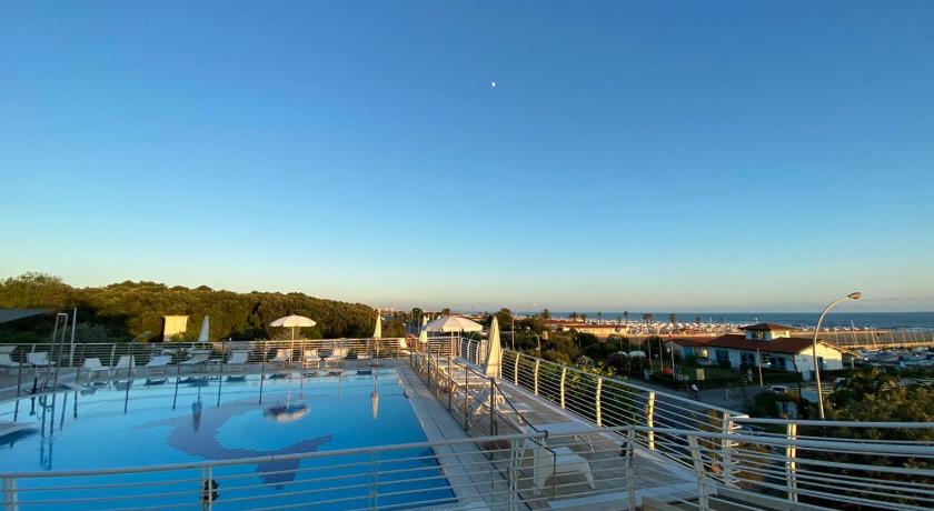 Hotel Joseph photo