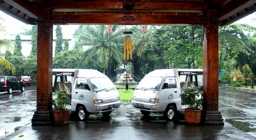 Laras Asri Resort & Spa photo
