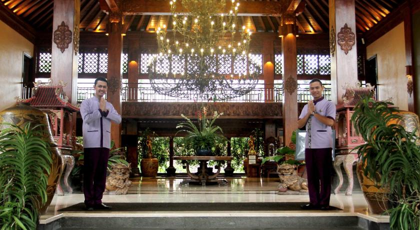 Laras Asri Resort & Spa photo