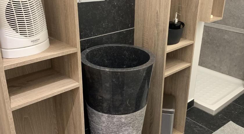 Théâtre Sinne Luxury Apartment - image 6