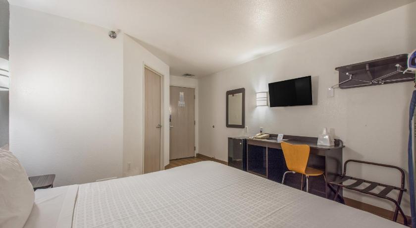 Americas Best Value Inn Knoxville East