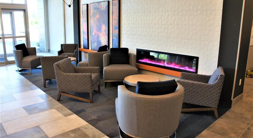La Quinta Inn & Suites by Wyndham Marysville photo