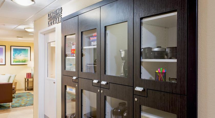 Candlewood Suites Medford photo