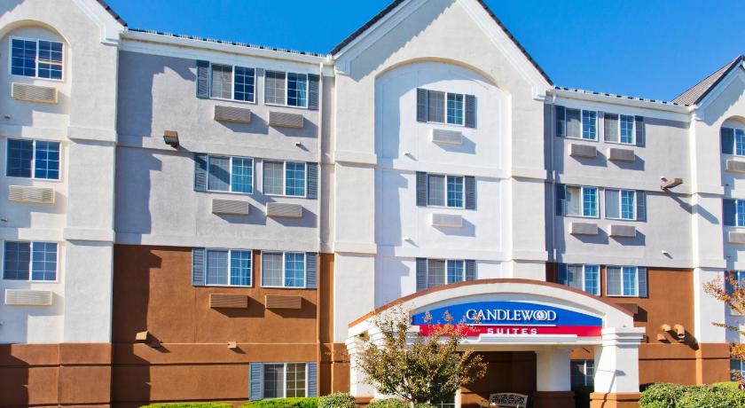 Candlewood Suites Medford photo