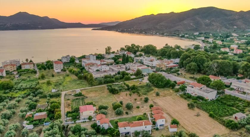 Koyias Village — Hotel in Aidipsos