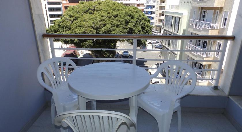 Apartamentos Medano - Playa Grande photo
