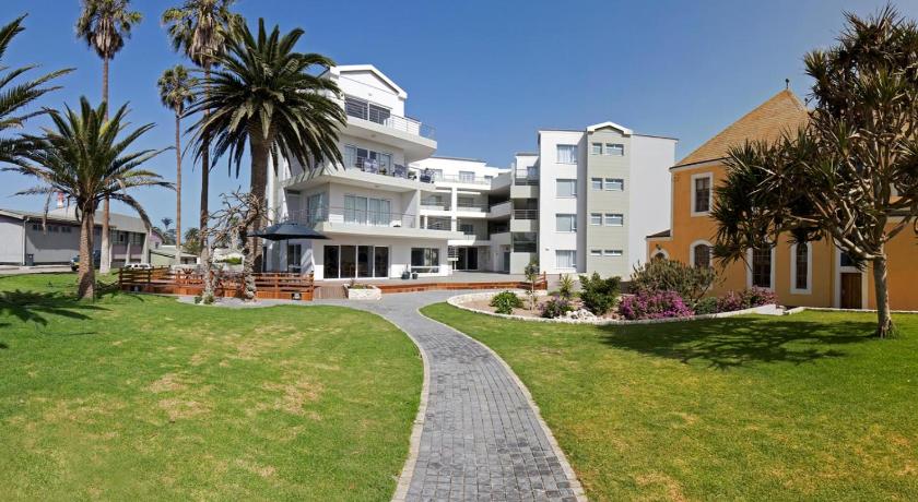 Atlantic Garden Boutique Hotel — Hotel in Swakopmund