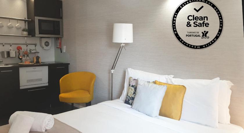 Stay in Apartments Ribeira 24 — Hotel in Porto