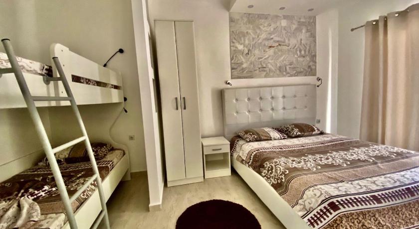 Apartments Eman Resort photo