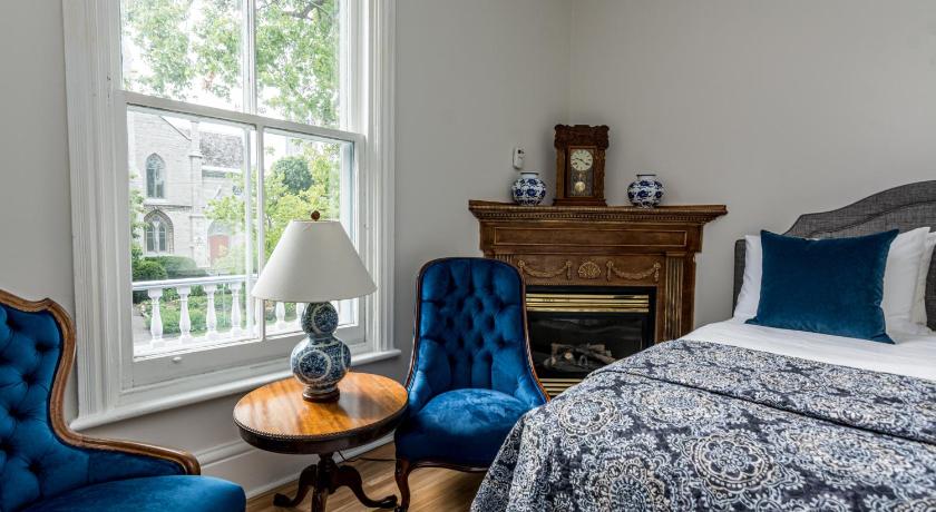 The Secret Garden Inn photo