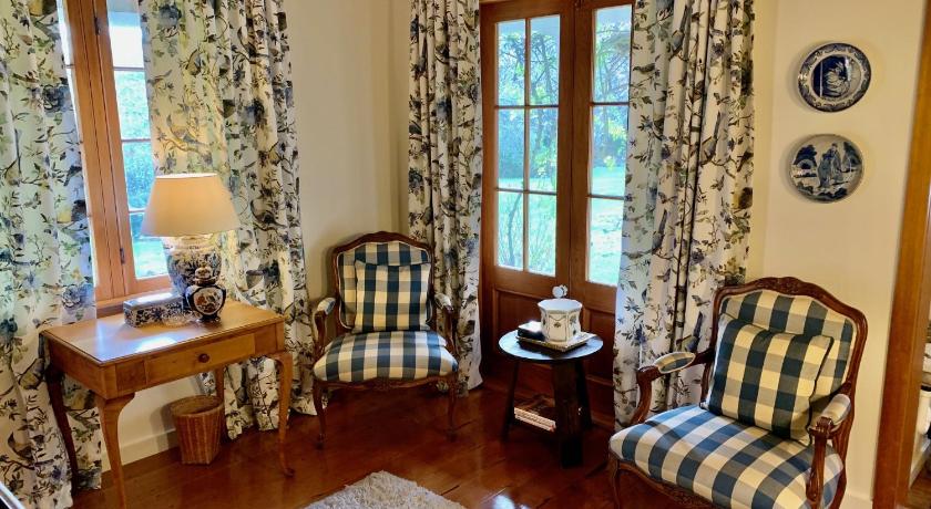 Mill Cottage - boutique accommodation and garden photo