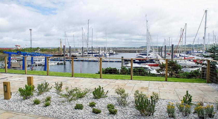 The Salt Lodge — Hotel in Troon